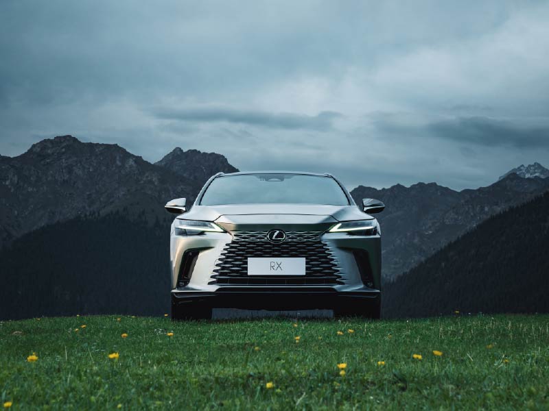 https://media.i-sgcm.com/public/new-cars/showcases/21653/0