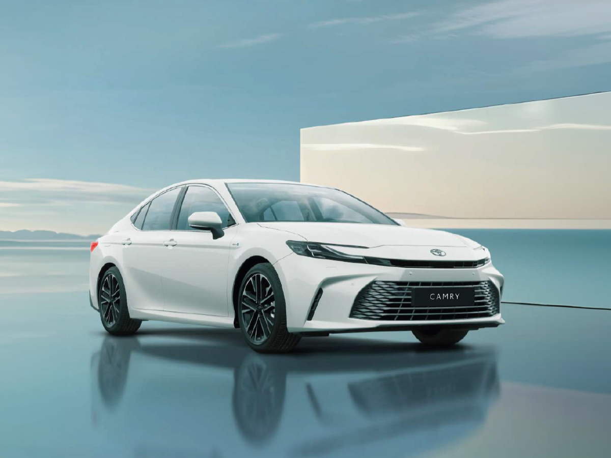 https://media.i-sgcm.com/public/new-cars/showcases/21913/0